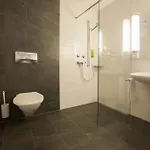 ホテル Seelandhotel Weisses Kreuz 3*