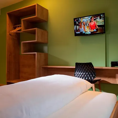 Seelandhotel Weisses Kreuz 3* Lyss