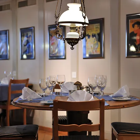 Seelandhotel Weisses Kreuz ホテル