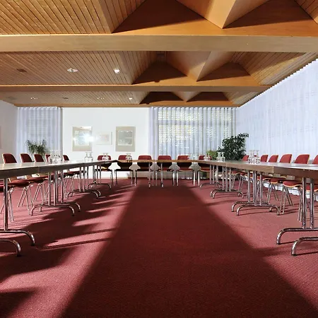 Weisses Kreuz Otel 3*