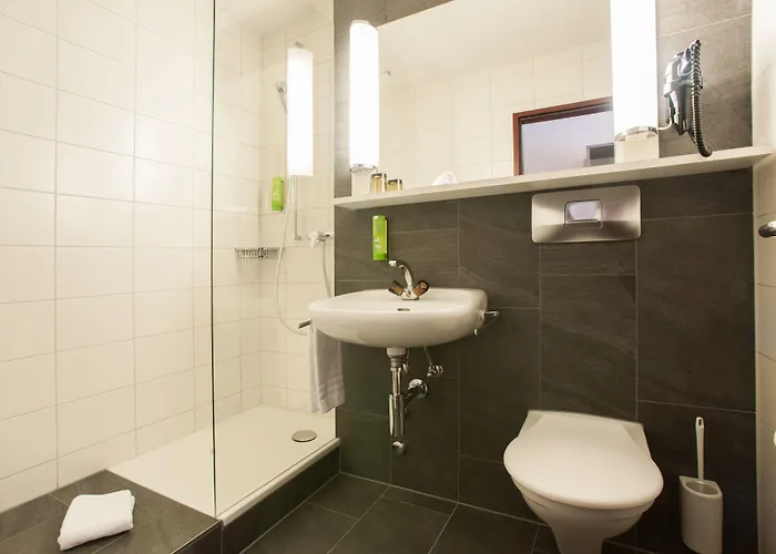 Weisses Kreuz Hotel 3*